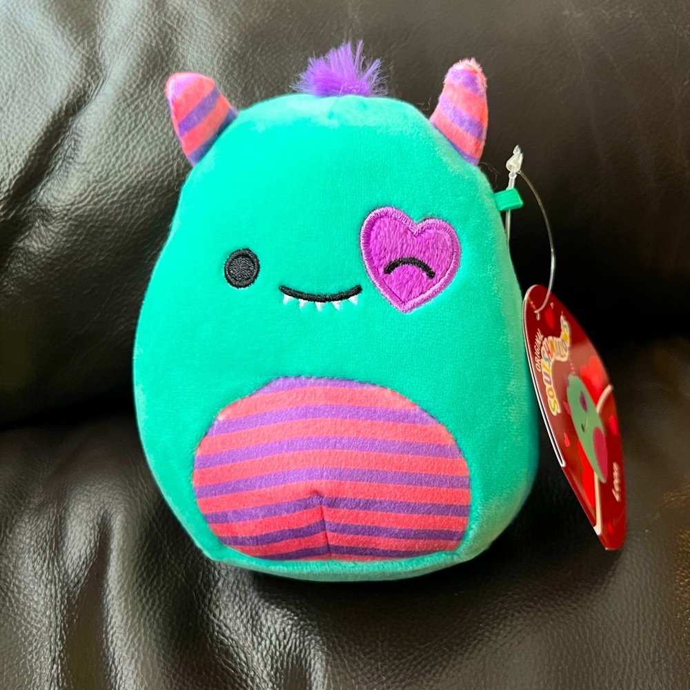 Leon monster Squishmallow
